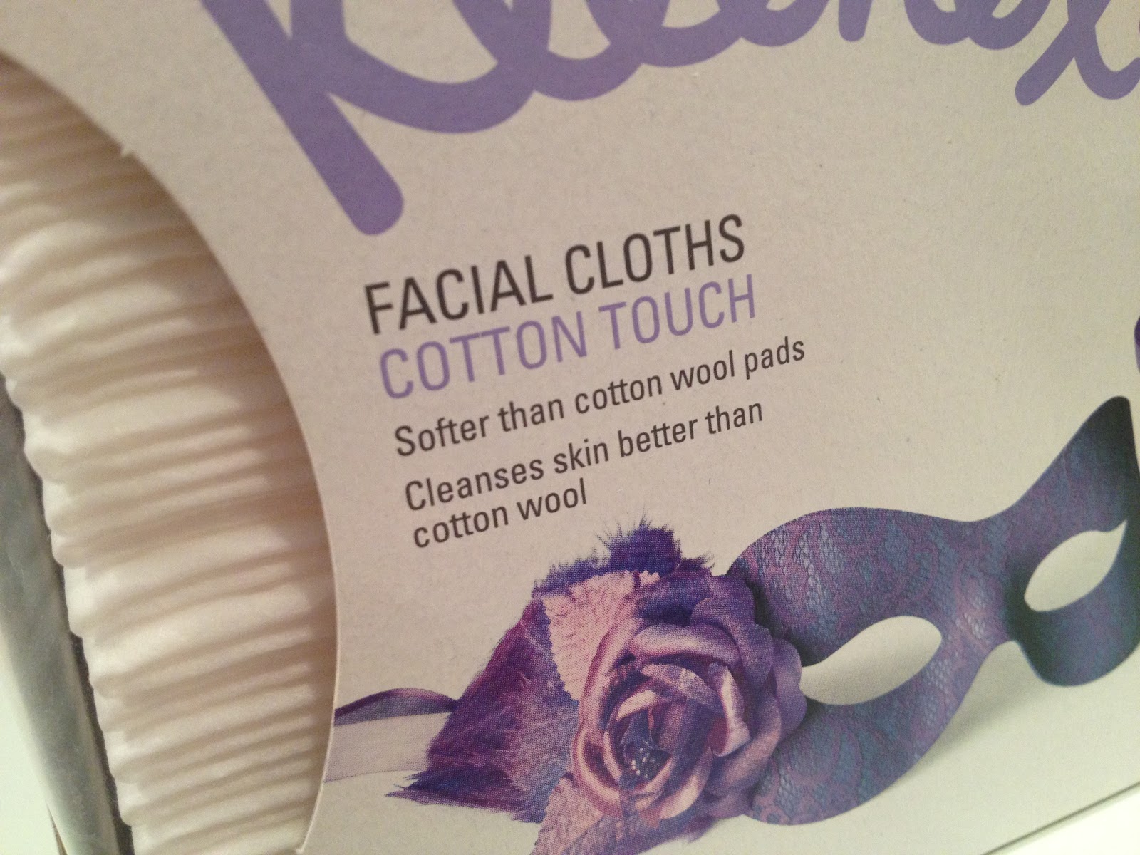 RetroLove Kleenex Facial Cloths